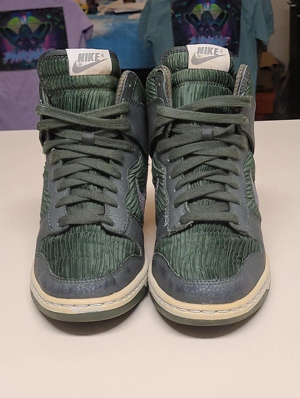 Nike Dunk Sky Hi Carbon Green casual wedge hi top sneakers size 7.5